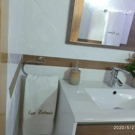 Casa Hortensia Holiday home *