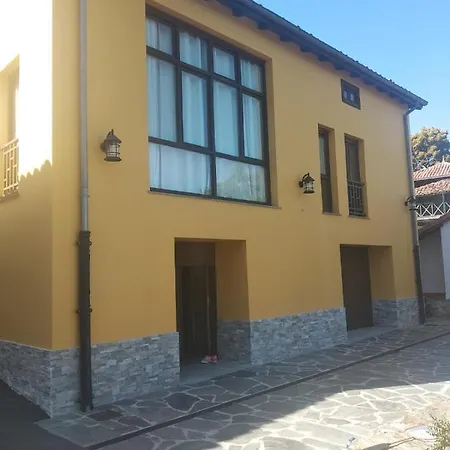 Casa Hortensia * Salas (Asturias)