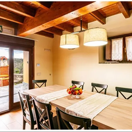 Casa Hortensia Salas (Asturias)