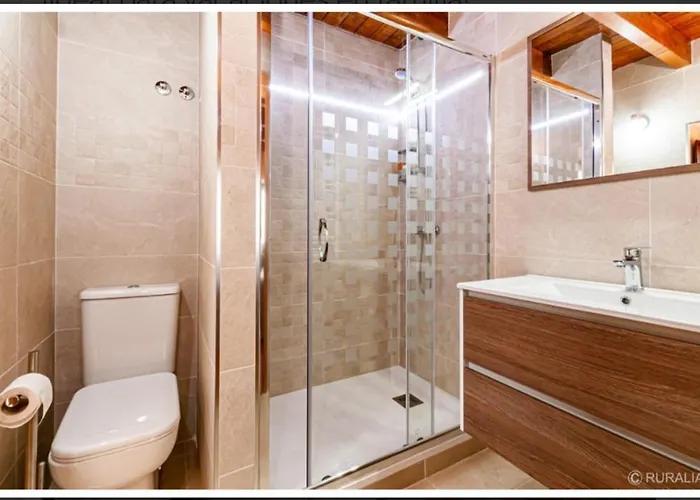 Casa Hortensia * Салас